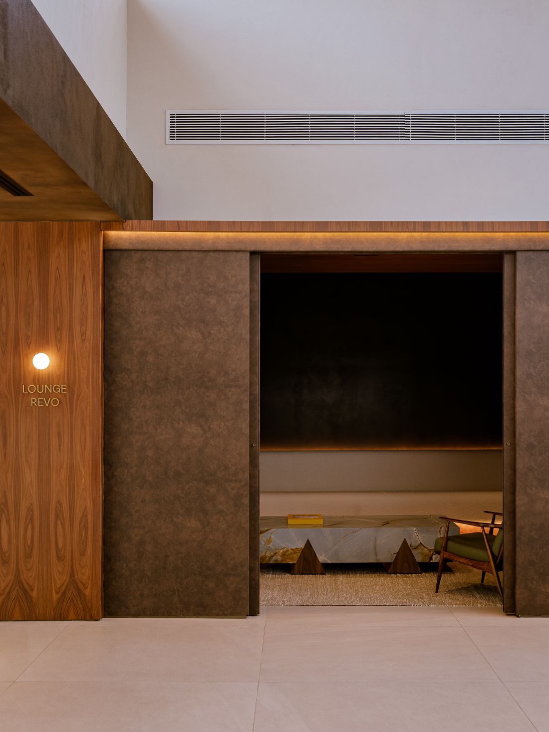Revo Lounge — private room